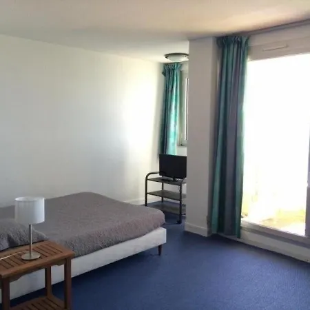 Biarritz, 1 Piece, 4 Personnes - Fr-1-3-386 *